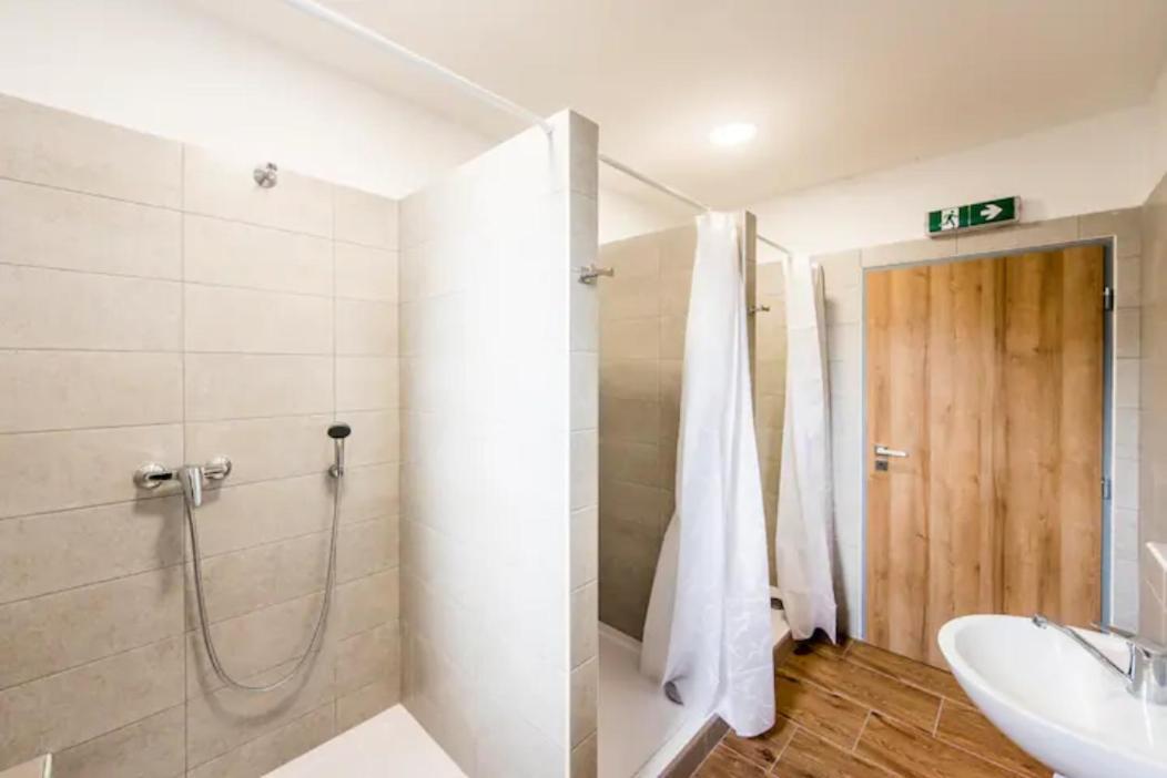 Turistická ubytovna Vinařství ZD Němčičky Exterior foto